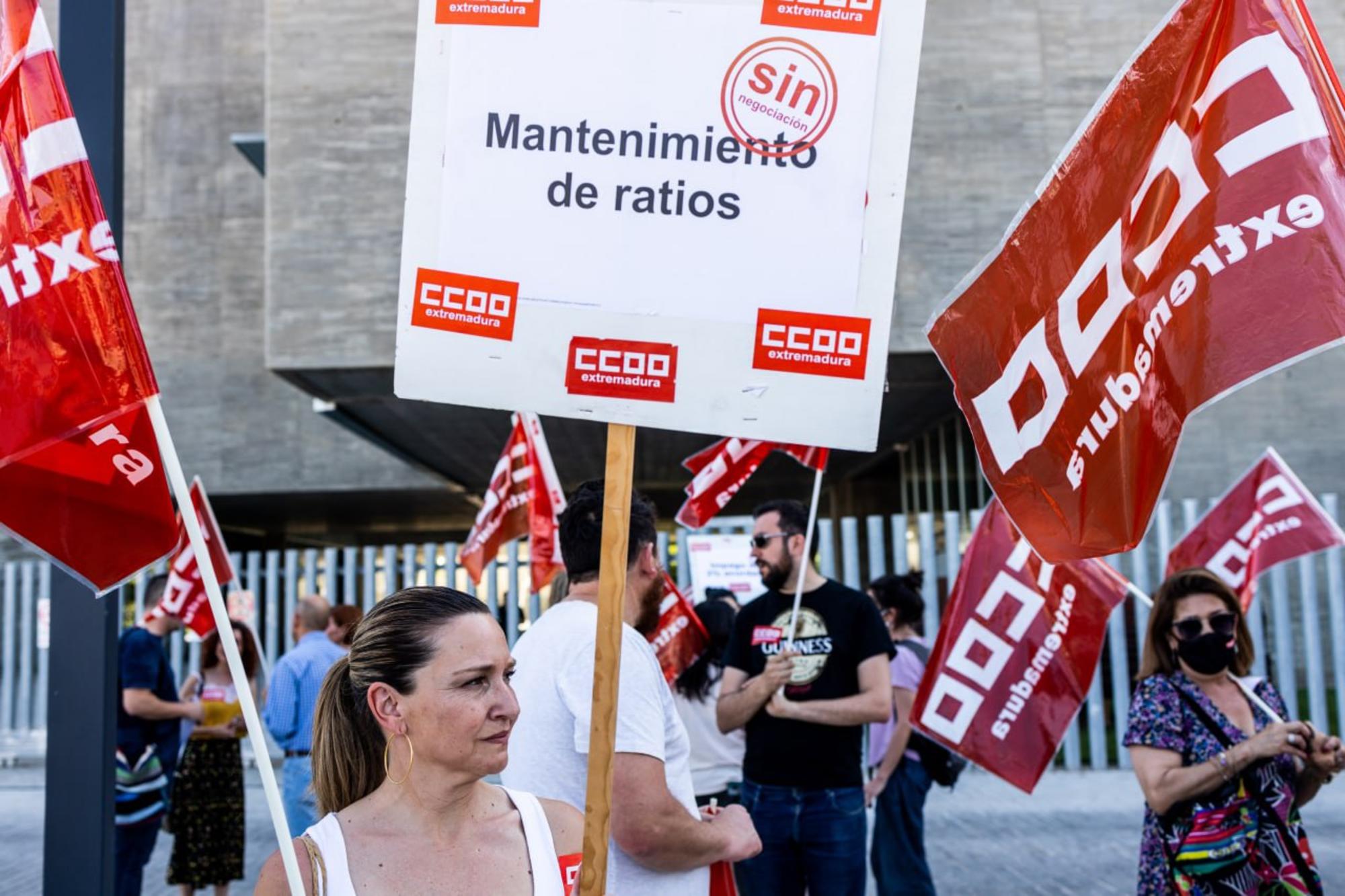Protesta profesorado educación ratios Extremadura